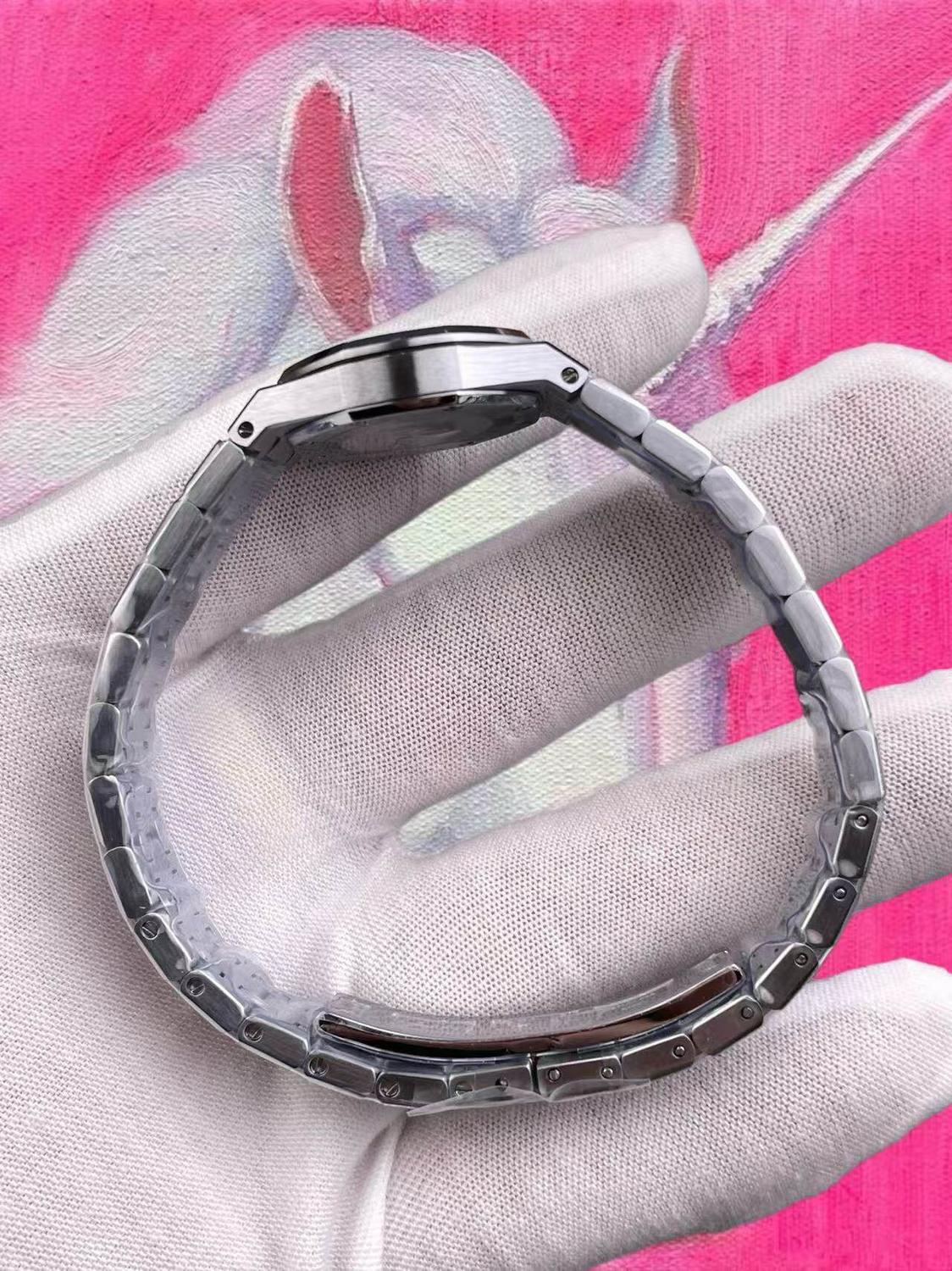 Audemars Piguet Royal Oak 愛彼皇家橡樹 女士 67630BC.GG.1312BC.01