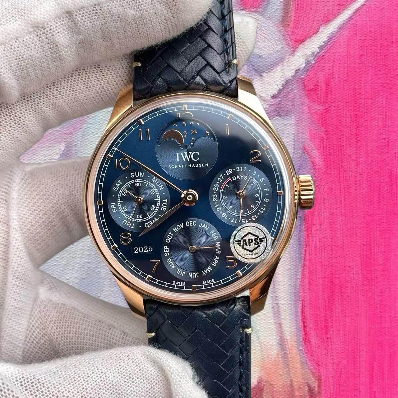 高仿萬國IWC APS廠 葡萄牙計時萬年曆 IW503312