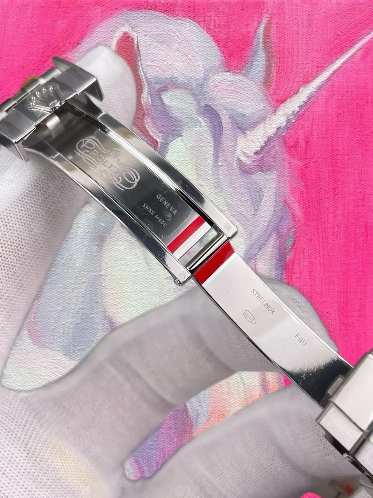 RICH廠 GMT 錶扣內側:GENEVA SWISS MADE 刻字與 F6U 編碼